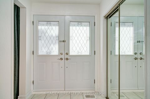 Photo 2 at 122 Marilake Drive, Malvern West, Toronto