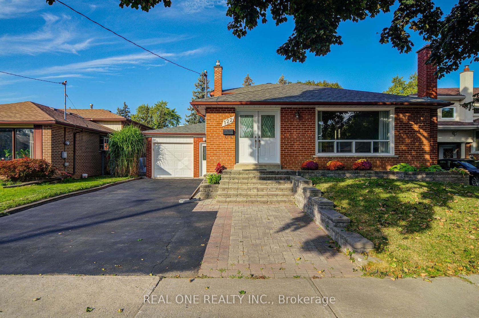 122 Marilake Drive, Malvern West, Toronto 