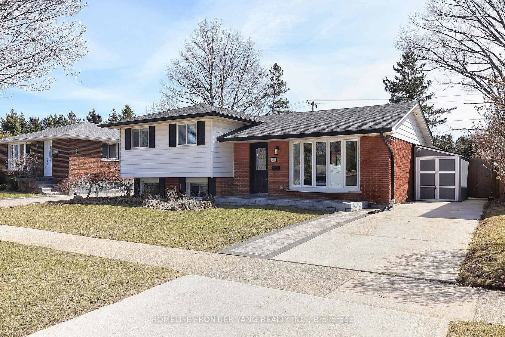 587 Wilene Drive, Shoreacres, Burlington 