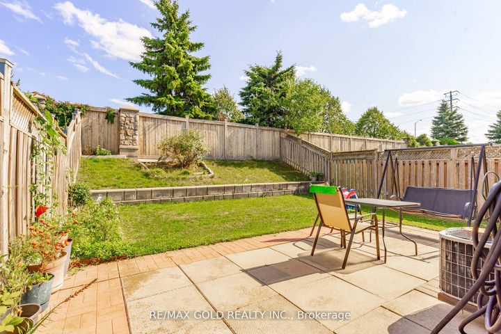 Photo 28 at 32 Rubysilver Drive, Vales of Castlemore, Brampton