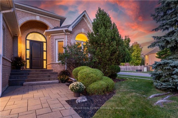 Photo 2 at 4334 Millcroft Park Drive, Rose, Burlington