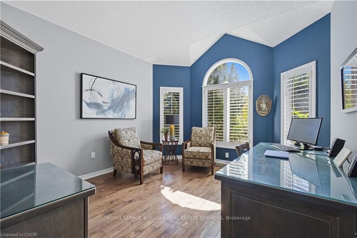 Photo 14 at 4334 Millcroft Park Drive, Rose, Burlington