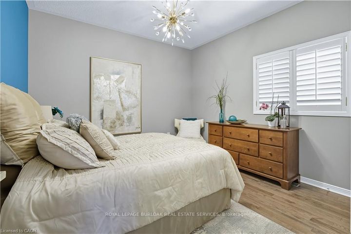 Photo 21 at 4334 Millcroft Park Drive, Rose, Burlington