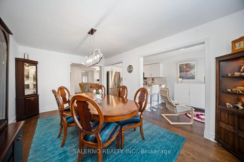 Photo 14 at 19 Ed Quigg Way, Sonoma Heights, Vaughan
