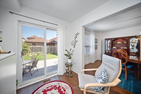 Photo 17 at 19 Ed Quigg Way, Sonoma Heights, Vaughan