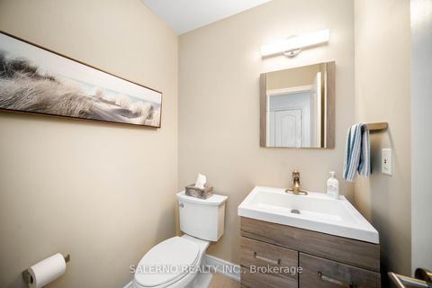 Photo 19 at 19 Ed Quigg Way, Sonoma Heights, Vaughan