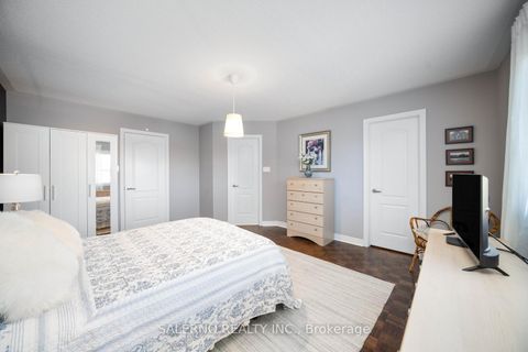 Photo 24 at 19 Ed Quigg Way, Sonoma Heights, Vaughan