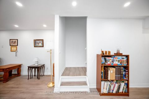 Photo 31 at 19 Ed Quigg Way, Sonoma Heights, Vaughan