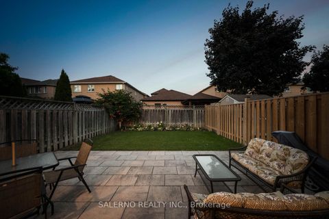 Photo 42 at 19 Ed Quigg Way, Sonoma Heights, Vaughan