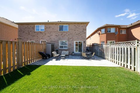 Photo 43 at 19 Ed Quigg Way, Sonoma Heights, Vaughan