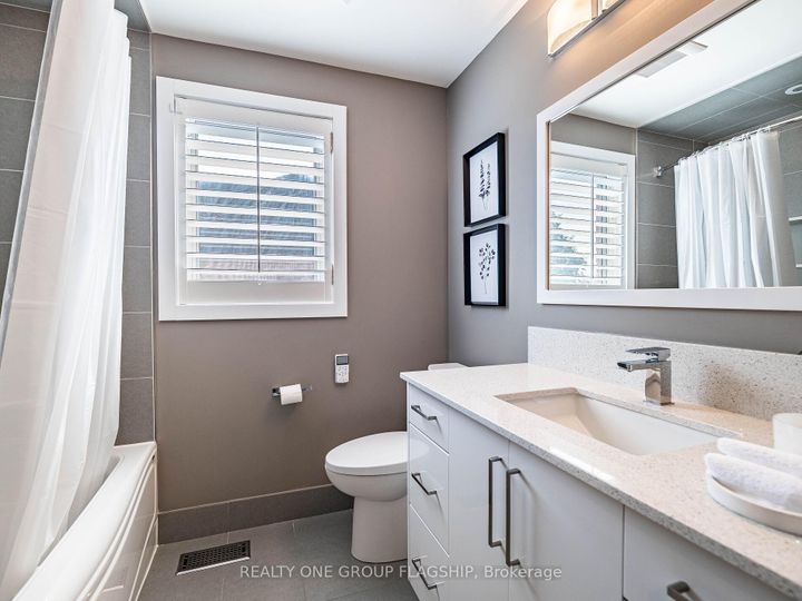 Photo 37 at 5290 Hilton Court, Central Erin Mills, Mississauga