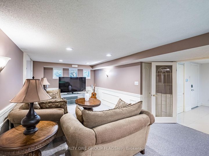 Photo 39 at 5290 Hilton Court, Central Erin Mills, Mississauga