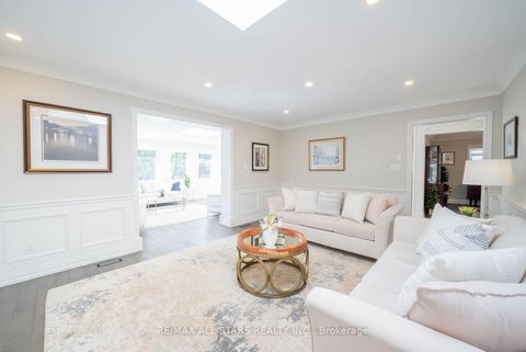 Photo 16 at 28 Cobblestone Drive, Don Valley Village, Toronto