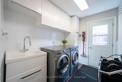 Photo 20 at 28 Cobblestone Drive, Don Valley Village, Toronto