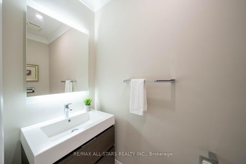 Photo 21 at 28 Cobblestone Drive, Don Valley Village, Toronto