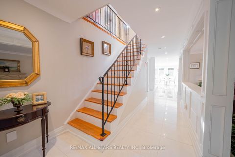 Photo 22 at 28 Cobblestone Drive, Don Valley Village, Toronto