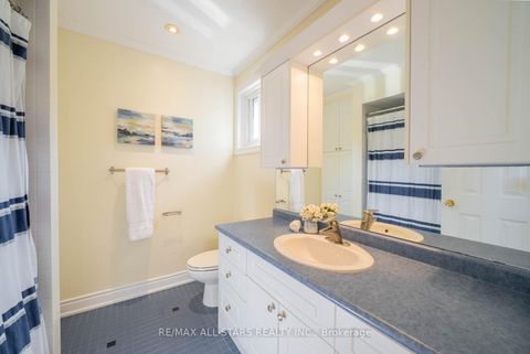 Photo 29 at 28 Cobblestone Drive, Don Valley Village, Toronto