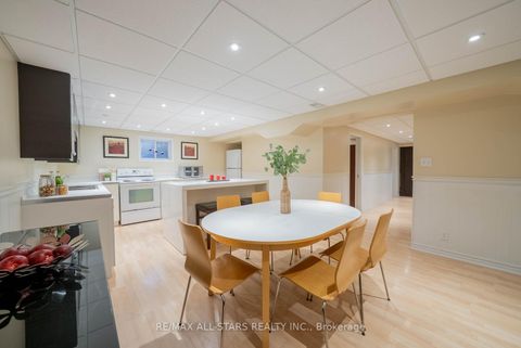 Photo 31 at 28 Cobblestone Drive, Don Valley Village, Toronto