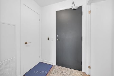 Photo 2 at 4308 - 87 Peter Street, Waterfront Communities C1, Toronto