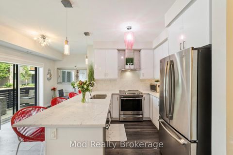 Photo 4 at 129 - 128 Grovewood Common, GO Glenorchy, Oakville