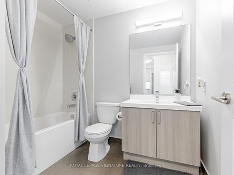 Photo 11 at 1114 - 7895 Jane Street, Concord, Vaughan