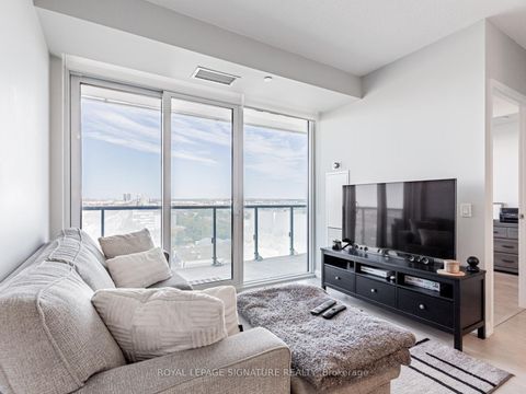 Photo 13 at 1114 - 7895 Jane Street, Concord, Vaughan