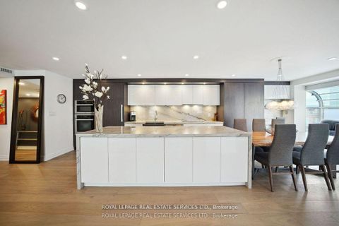 Photo 24 at 601 - 480 Queens Quay W, Waterfront Communities C1, Toronto