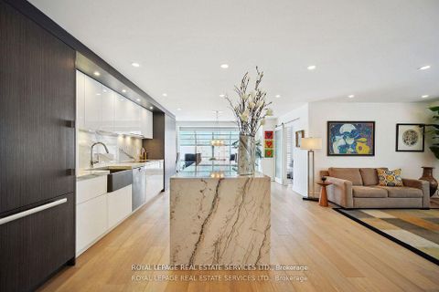 Photo 28 at 601 - 480 Queens Quay W, Waterfront Communities C1, Toronto
