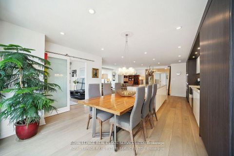 Photo 34 at 601 - 480 Queens Quay W, Waterfront Communities C1, Toronto