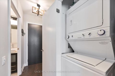 Photo 19 at 507 - 1815 Yonge Street, Mount Pleasant West, Toronto