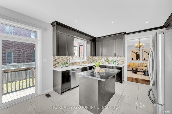 Photo 14 at 56 William Bartlett Drive, Berczy, Markham