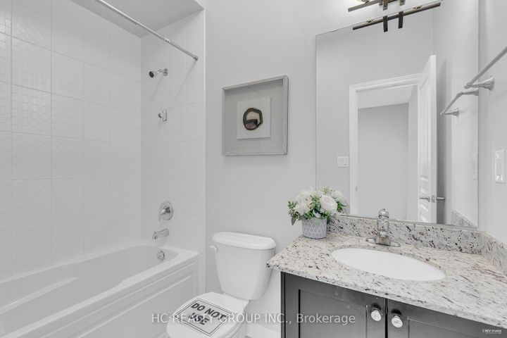 Photo 27 at 56 William Bartlett Drive, Berczy, Markham