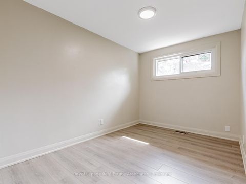 Photo 14 at 273 Bluegrass Boulevard, Crosby, Richmond Hill Photo 14 at 273 Bluegrass Boulevard, Crosby, Richmond Hill