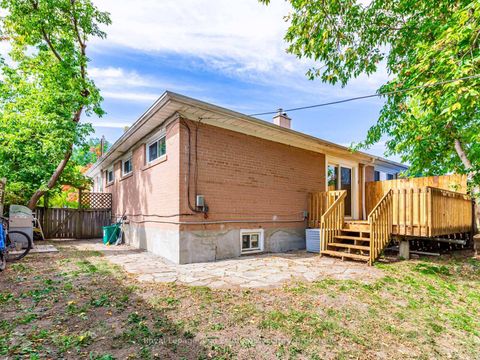 Photo 19 at 273 Bluegrass Boulevard, Crosby, Richmond Hill