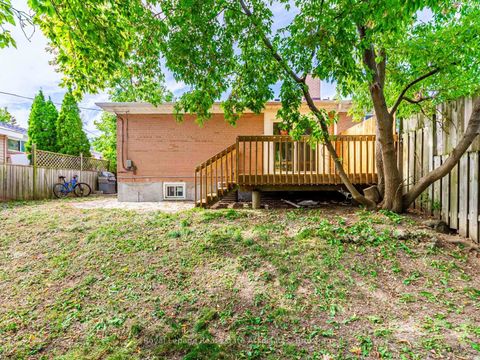 Photo 20 at 273 Bluegrass Boulevard, Crosby, Richmond Hill