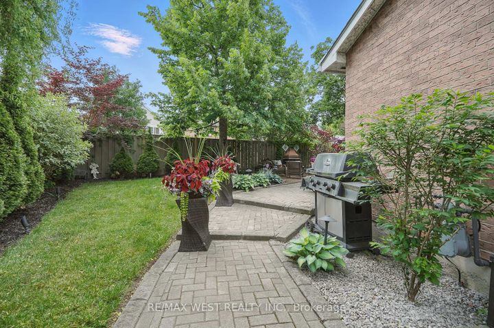 Photo 35 at 3060 Ilomar Court, Meadowvale, Mississauga