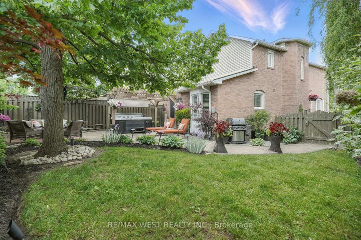 Photo 37 at 3060 Ilomar Court, Meadowvale, Mississauga