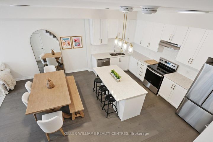 Photo 10 at 15 - 50 Baynes Way, Bradford, Bradford West Gwillimbury