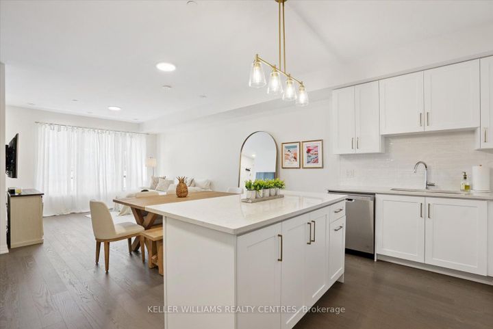 Photo 15 at 15 - 50 Baynes Way, Bradford, Bradford West Gwillimbury