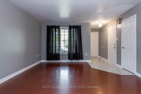 Photo 2 at 74 Sundew Drive, Holly, Barrie
