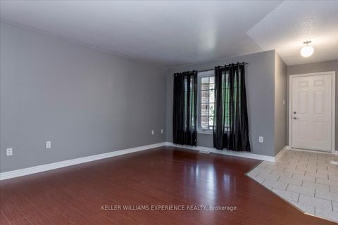 Photo 4 at 74 Sundew Drive, Holly, Barrie