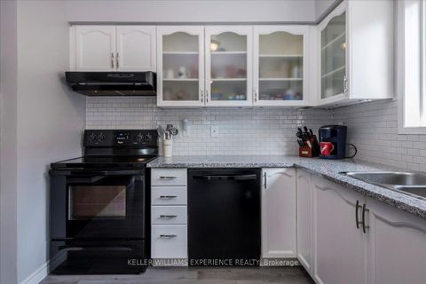 Photo 7 at 74 Sundew Drive, Holly, Barrie