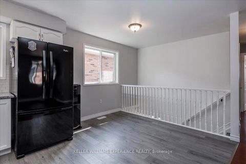Photo 8 at 74 Sundew Drive, Holly, Barrie