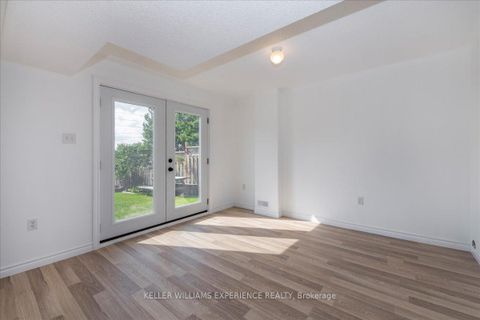Photo 18 at 74 Sundew Drive, Holly, Barrie