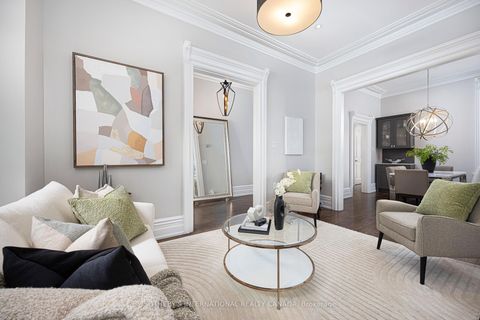 Photo 3 at 54 Stanley Terrace Avenue, Niagara, Toronto
