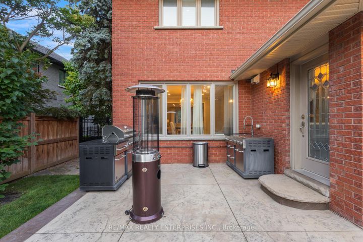 Photo 41 at 807 Indian Road, Lorne Park, Mississauga
