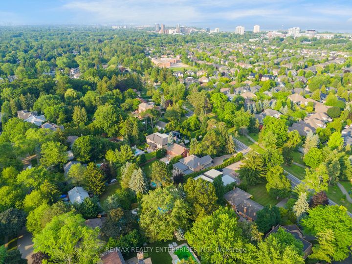 Photo 49 at 807 Indian Road, Lorne Park, Mississauga