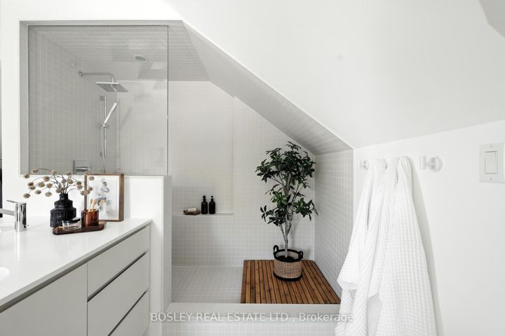 Photo 24 at 137 Munro Street, South Riverdale, Toronto
