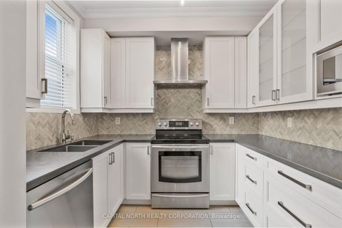 Photo 3 at 119 - 51 Halton Street, Bellwoods, Toronto
