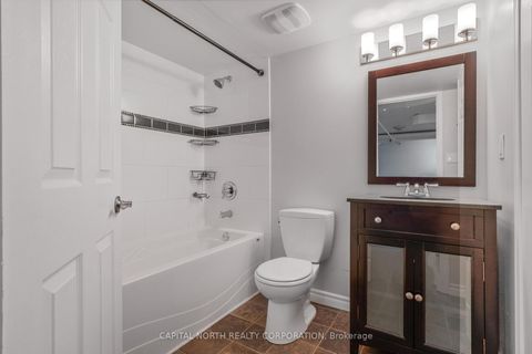 Photo 9 at 119 - 51 Halton Street, Bellwoods, Toronto